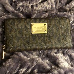 Michael Kors signature MK logo wallet